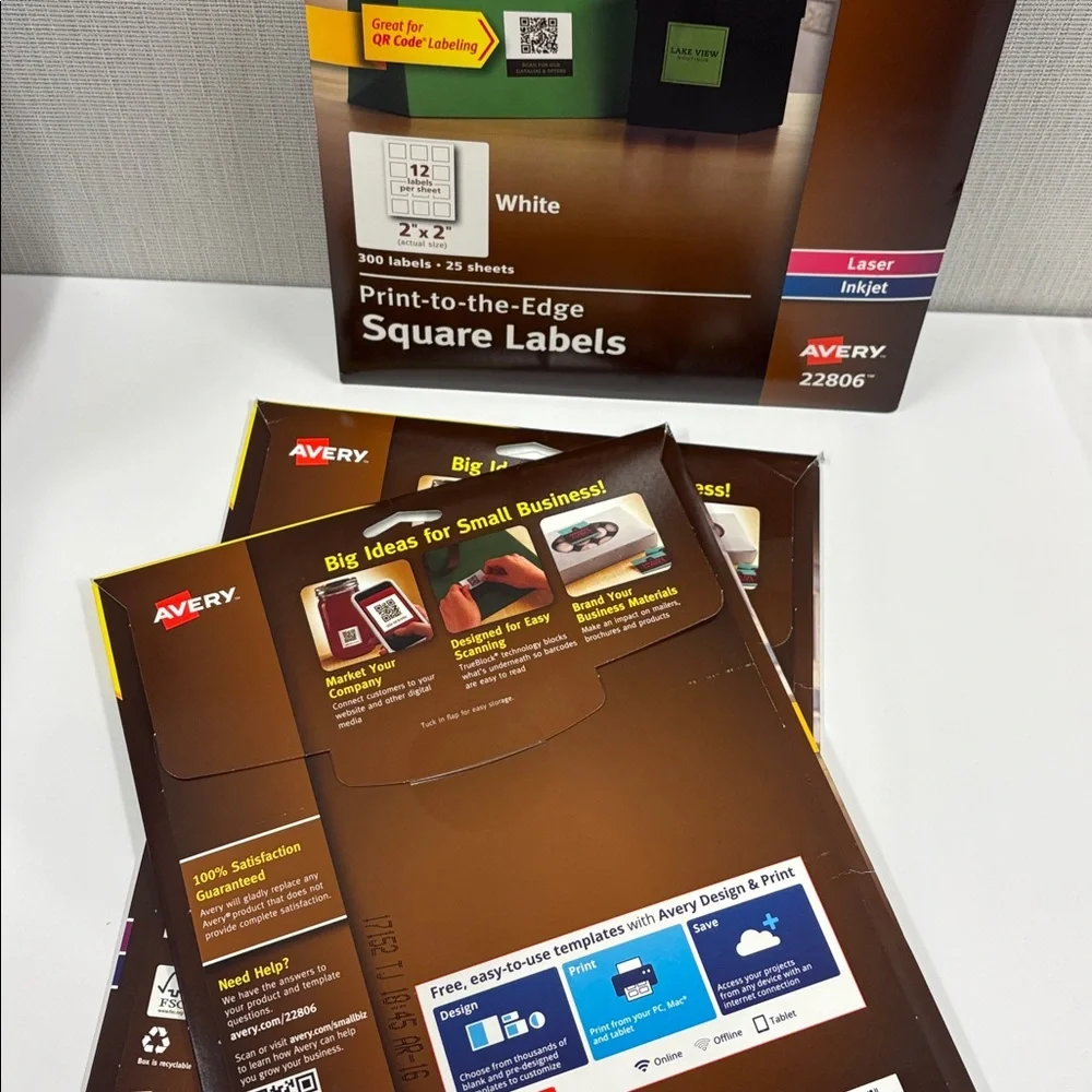 Avery QR Code Square Labels - Print-to-the-Edge - White